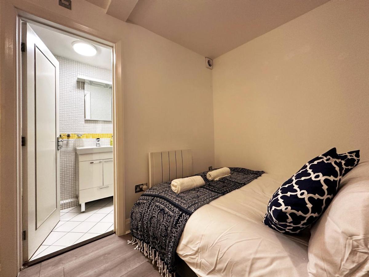 Chic Apartment In Mayfair Londres Exterior foto